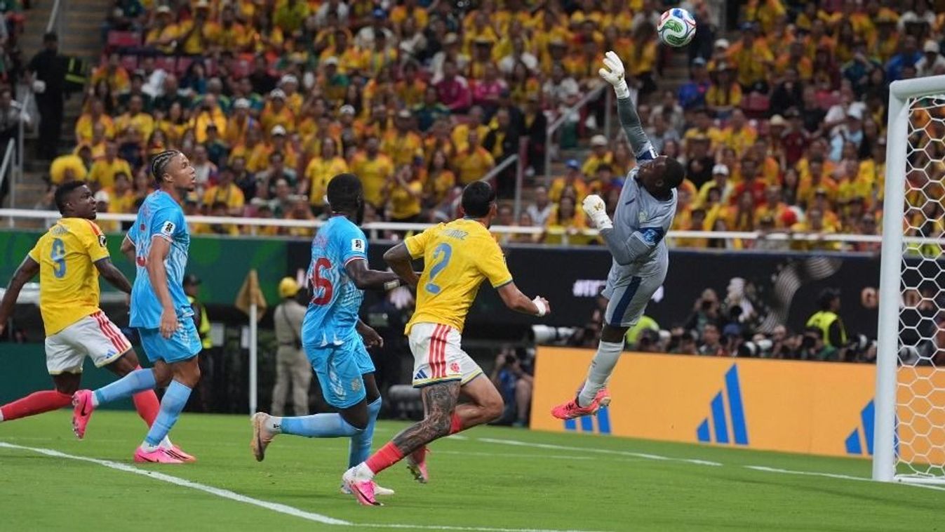 Kongói DK, Kolumbia, vb, ZAPOPAN, MEXICO - JUNE 23: Lionel Mpasi (R) of DR Congo in action during the 2026 FIFA World Cup First Stage Group K match between Colombia and DR Congo at Estadio Akron (Guadalajara Stadium) in Zapopan, Guadalajara, Mexico on Jun