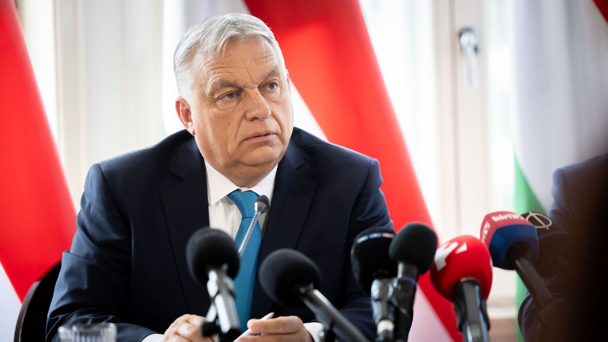 Orbán Viktor marad a nemzetközi pályán