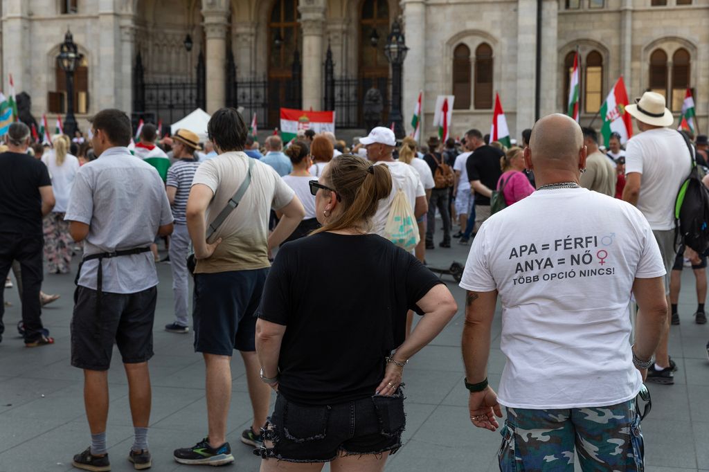 Patrióta tüntetés Kossuth tér a migrációs paktum és a genderpropaganda ellen