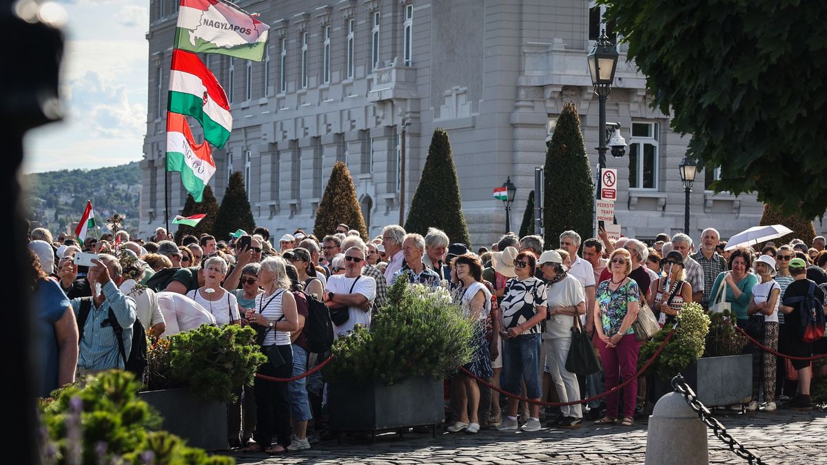 Magyar's pressure on President Sulyok seen as threat to constitutional order