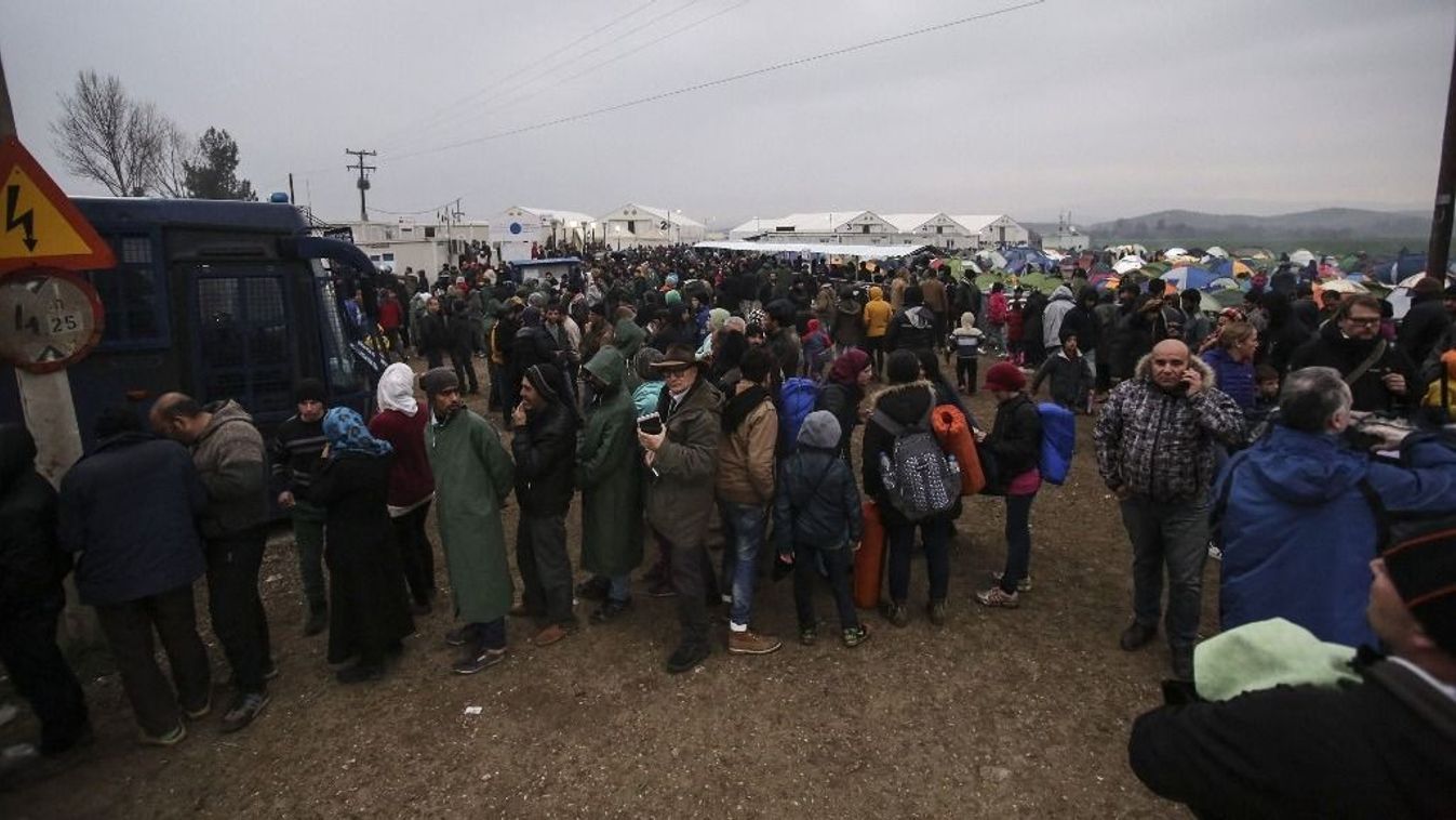 2015-ben migránsok lepték el el Európát 