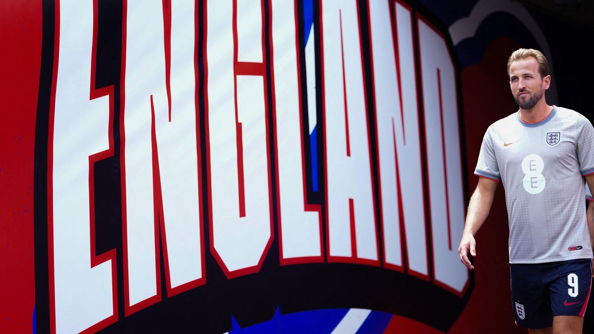 Nem engedett a 48-ból, de a FIFA megakadályozta, hogy a helyszínen szurkoljon Angliának