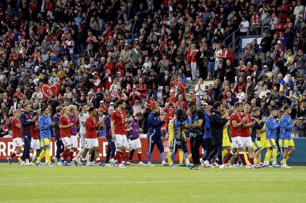 Christian Eriksen vastaps közepette ment le a pályáról a dán–ukrán felkészülési mérkőzésen