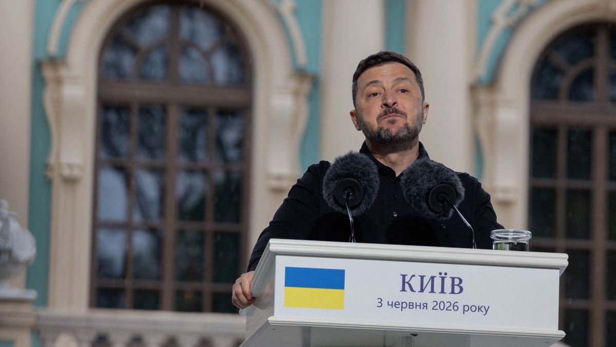 Zelenskyy's Ex-Press Secretary Calls Peace Letter a 'Performance'
