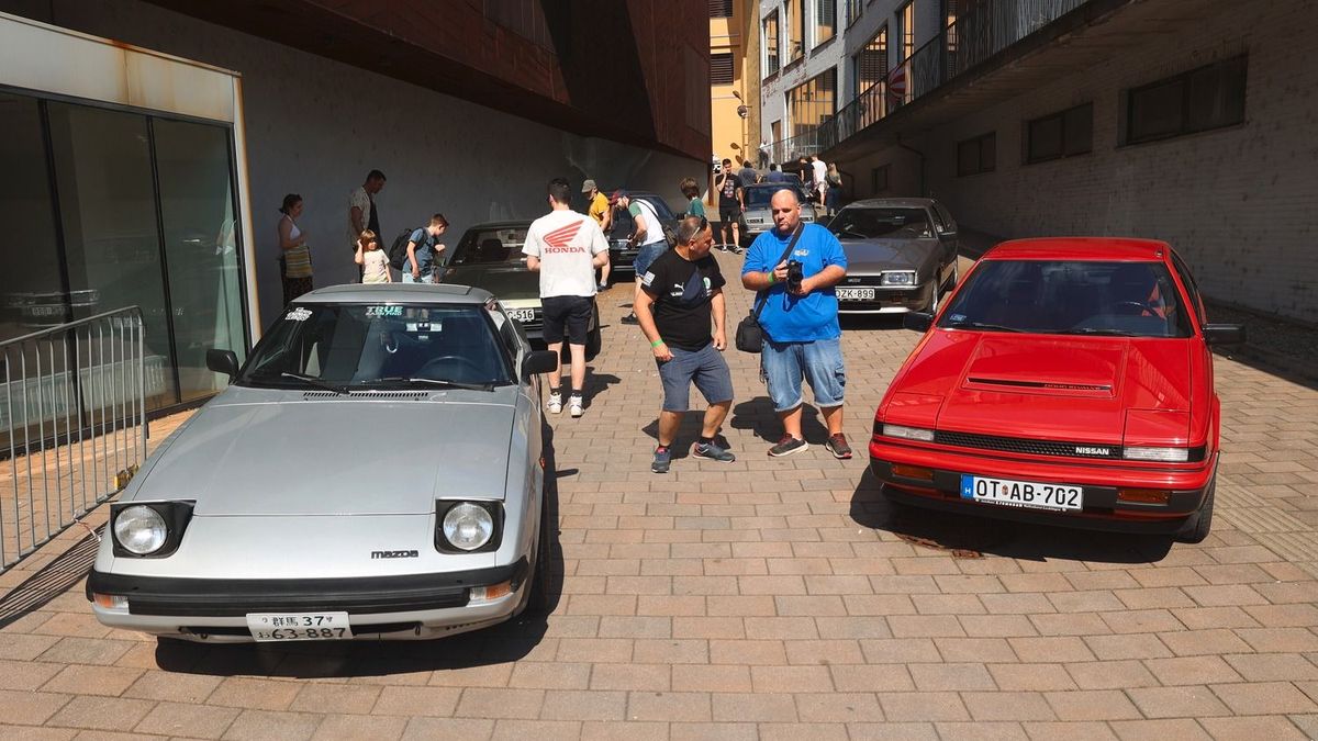 Japanese automotive treasures meet in Pécs + gallery