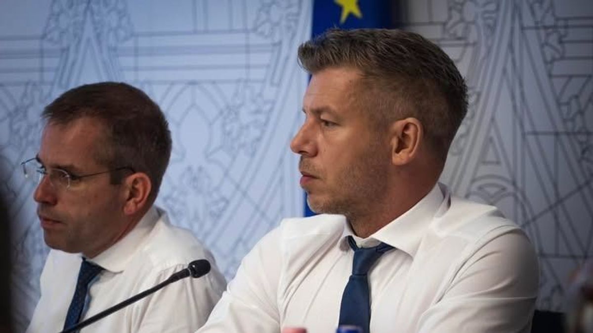 Magyar Péter a török tengerpartra megy nyaralni, egy hétig Ruff Bálint viszi a kormányzást