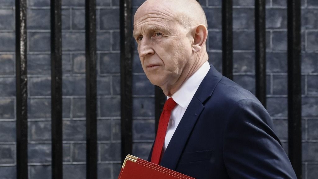 John Healey brit védelmi miniszter csütörtökön lemondott,