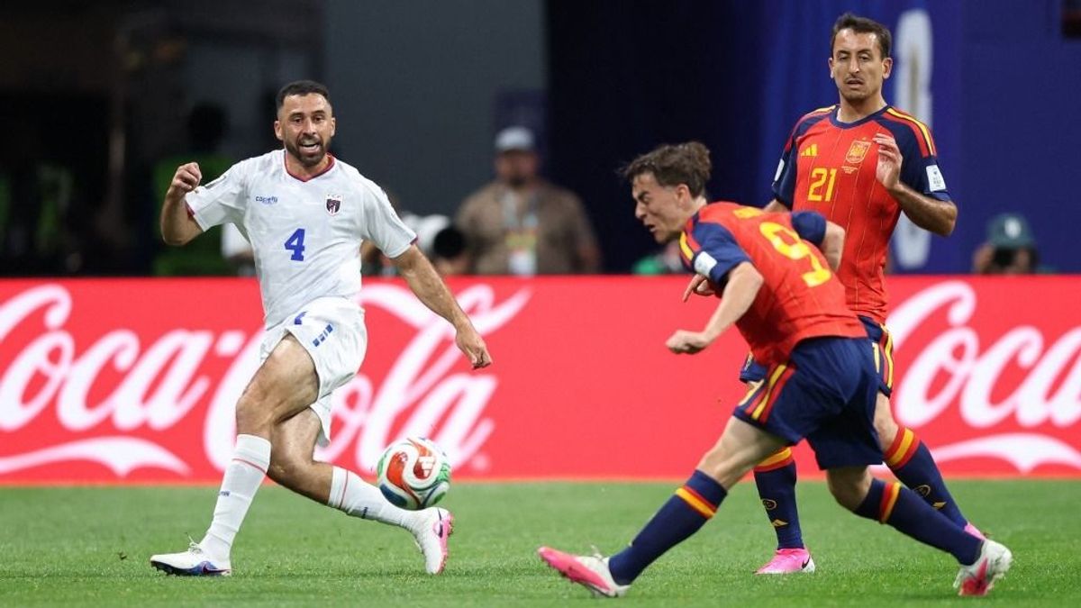 From Banking to World Cup Hero: Roberto Lopes' Unlikely Journey with Cape Verde