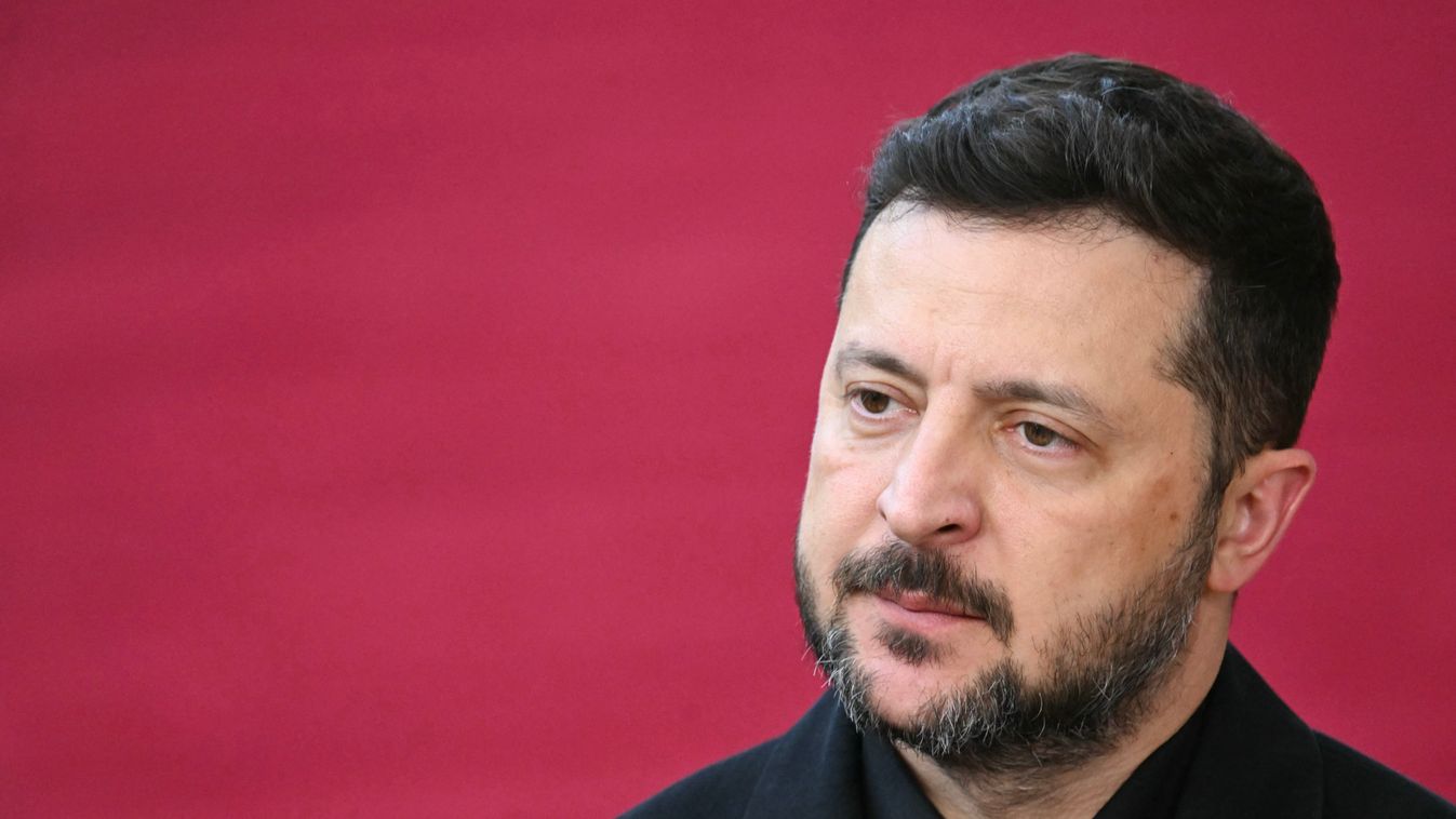 Volodimir Zelenszkij ukrán elnök már nem hős