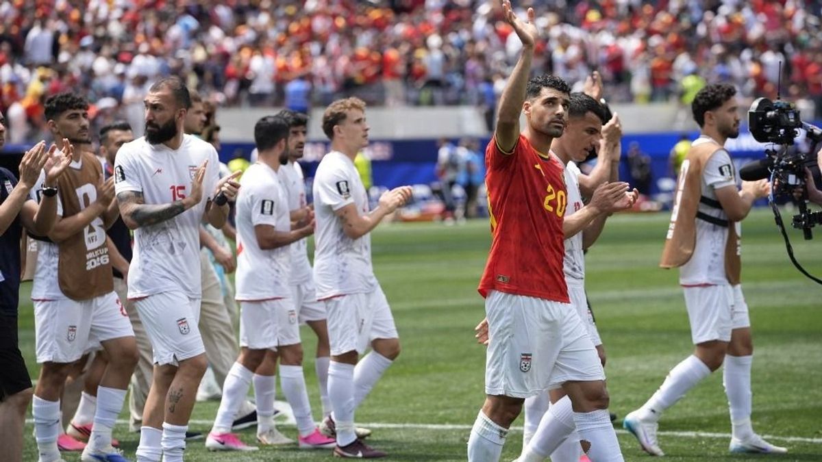 Újjászülető futballnemzet: a háborús ellenség döbbenetes támogatást élvez Amerikában