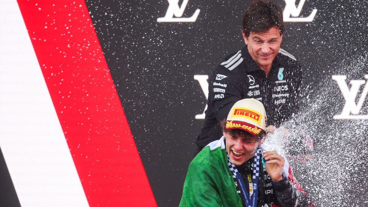 Hamilton nem kertelt a dobogó után: ezt mondta a Mercedesről