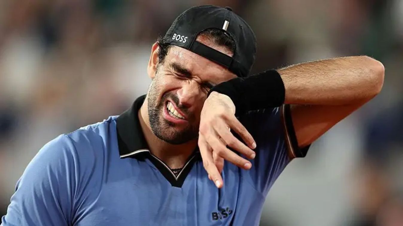 Matteo Berrettini abban bízik, hogy a csípősérülése nem súlyos, így indulhat a füves pályás szezon tornáin
