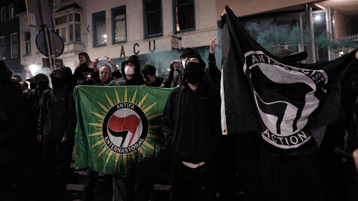 Húszfős baloldali banda vert meg tizenéveseket Drezdában