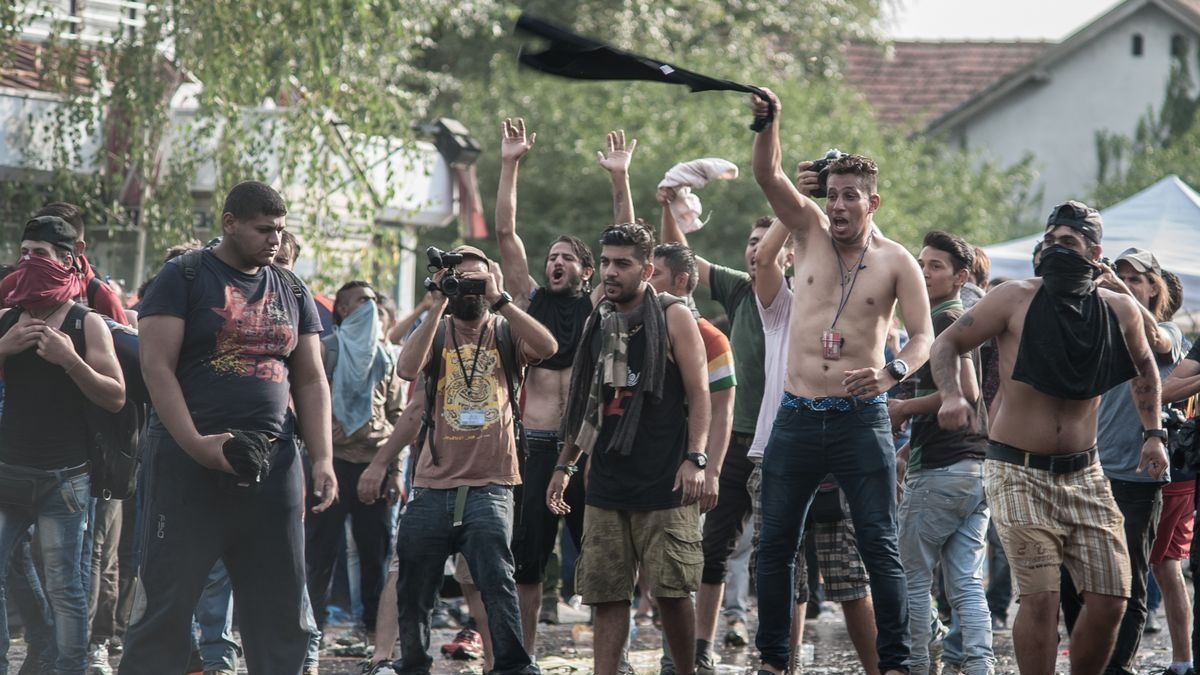 Életbe lépett a migrációs paktum – komoly terhek várhatnak Magyarországra