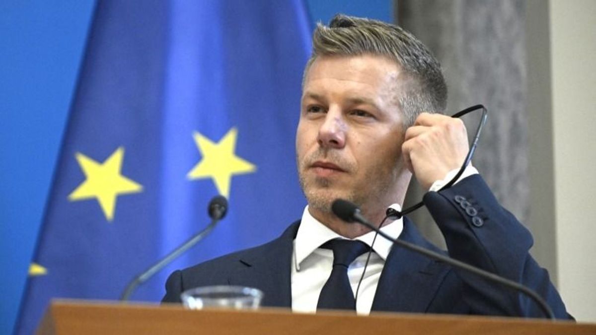 EU Commission demands Hungary scrap utility price caps for funds
