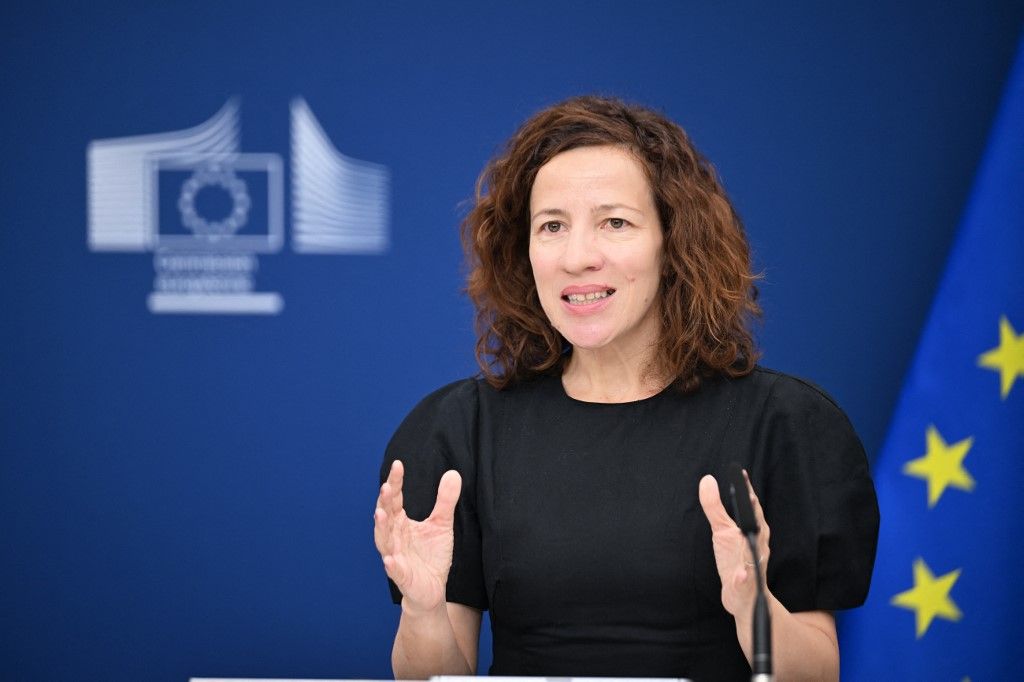 BRUSSELS, BELGIUM - JUNE 02: European Commission Executive Vice-President for Social Rights and Skills, Quality Jobs and Preparedness Roxana Minzatu, Moldova’s Minister of Labour and Social Protection Natalia Plugaru (not seen), and Moldova’s Minister of Education and Research Dan Perciun (not seen) deliver a joint press statement in Brussels, Belgium, on June 02, 2026. Dursun Aydemir / Anadolu (Photo by Dursun Aydemir / Anadolu via AFP)