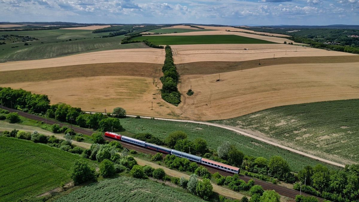 Máris vissza kellett küldeni több osztrák vasúti kocsit Bécsbe – kérdések sora övezi a Tisza-kormány vasúti mentőakcióját