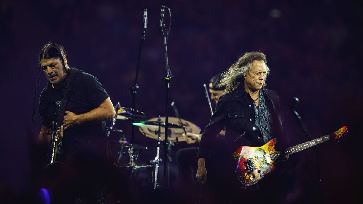 Hihetetlen Metallica örömzenélés a Magyar Zene Házában + videó