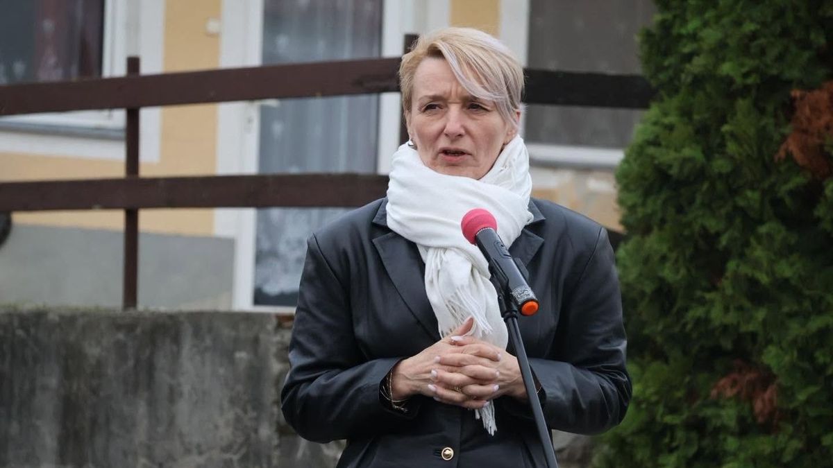 Elfelejtette, de utólag felmentette Magyar Péter Czunyiné Bertalan Juditot