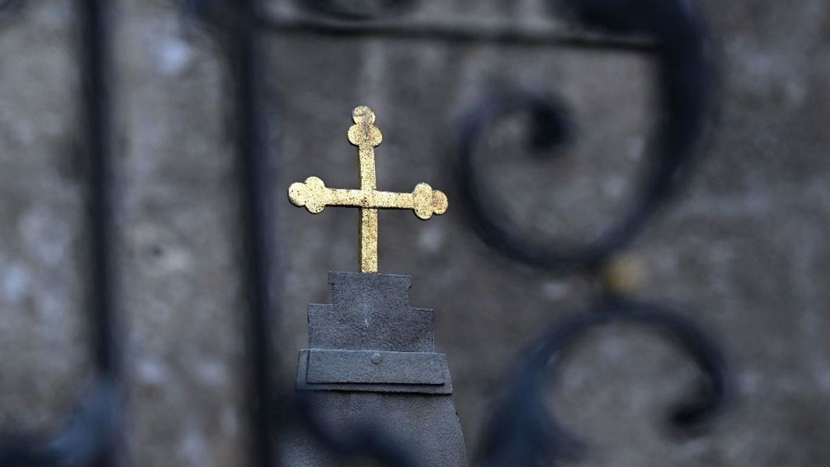Huszonhat támadás után lehúzza a rolót egy keresztény kávézó Lipcsében