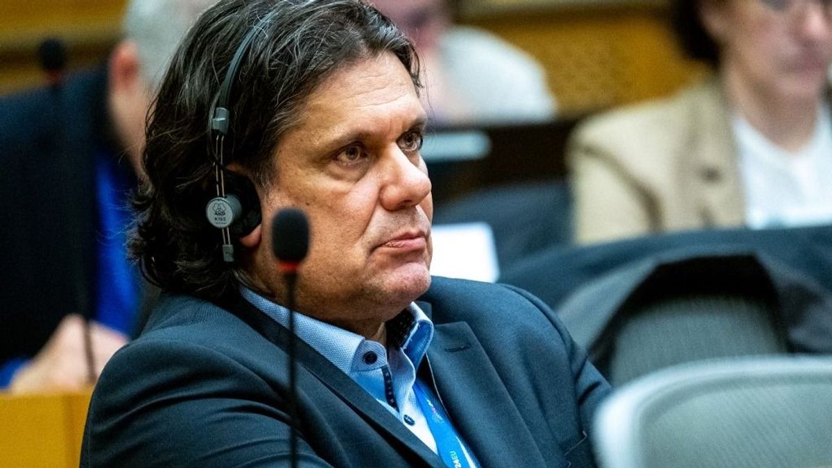 Hungary may fund Ukraine war costs, official claims lack of transparency
