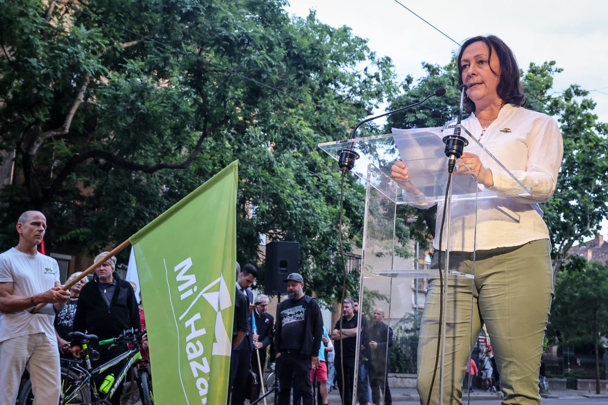 Fejes Rudolf Anzelm melletti tüntetés Románia budapesti nagykövetsége