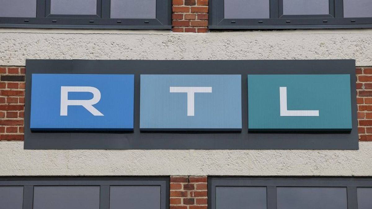Gulyás Gergely: Az RTL kihagyta a legfontosabb részletet a repülőutam történetéből + videó