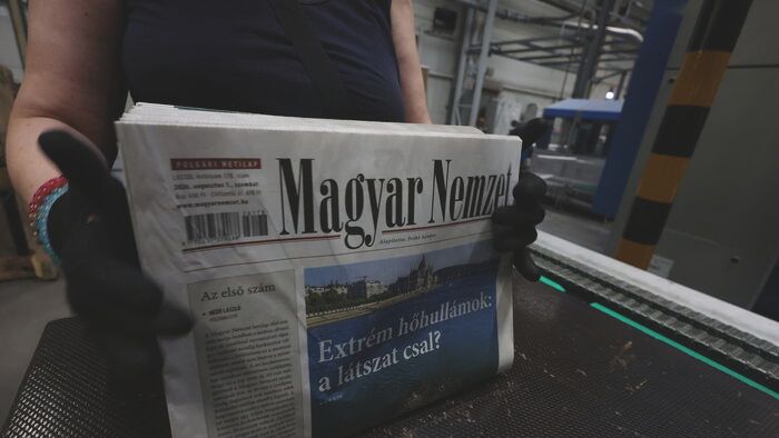 Nyomdában az új Magyar Nemzet hetilap