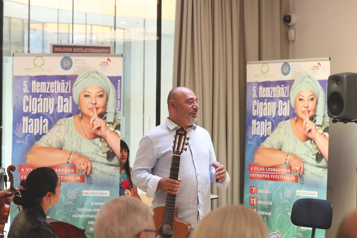 Cigány dal napja