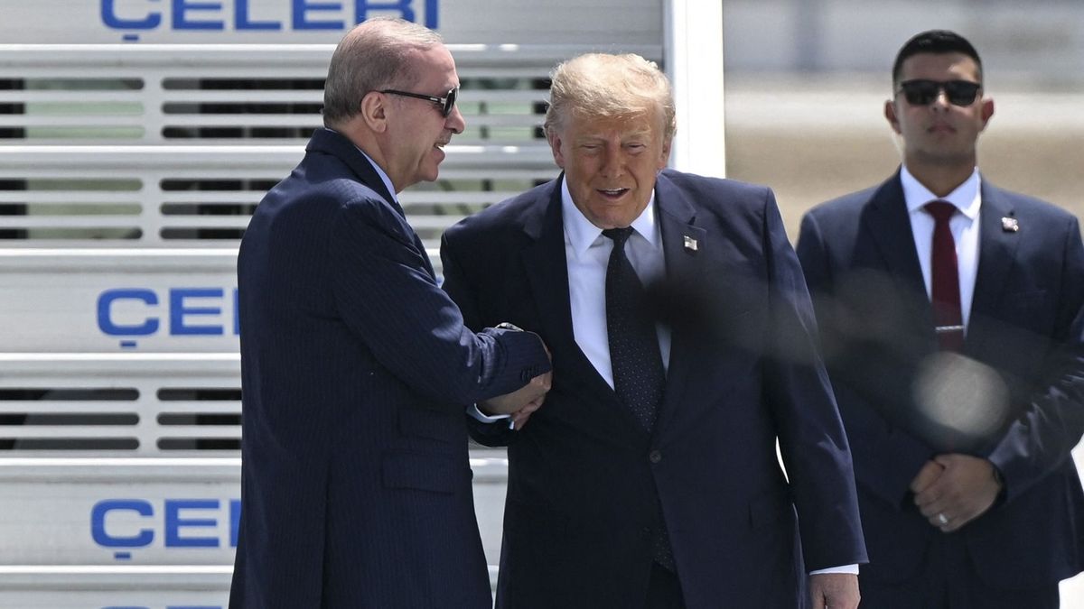NATO-csúcs: Donald Trump már megérkezett