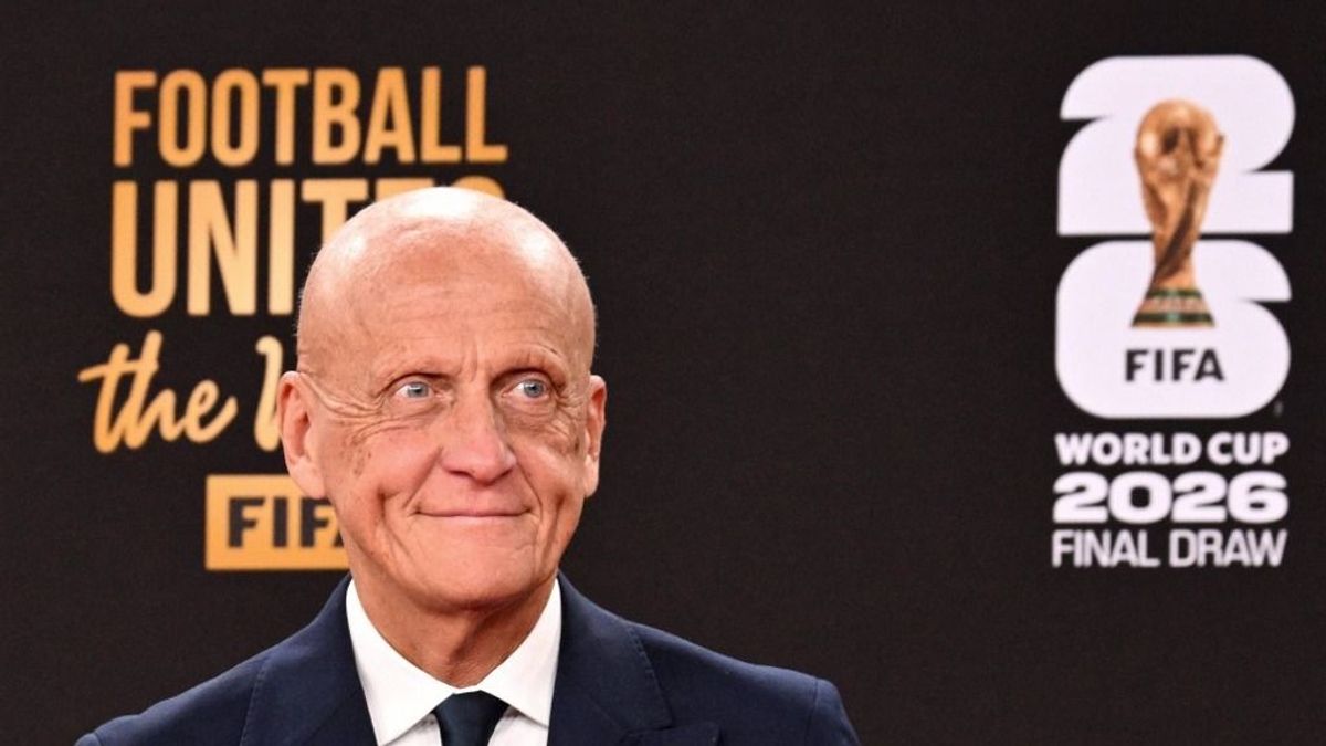 FIFA referee chief satisfied, but key controversies unaddressed