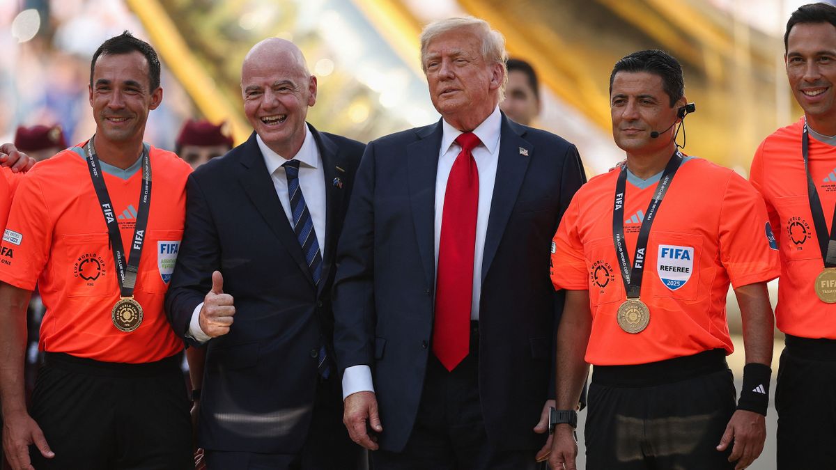 Iráni bírónak adhat át díjat Donald Trump a vb-döntő után