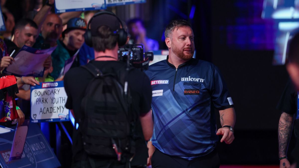 Darts player Cameron Menzies collapses during World Matchplay match