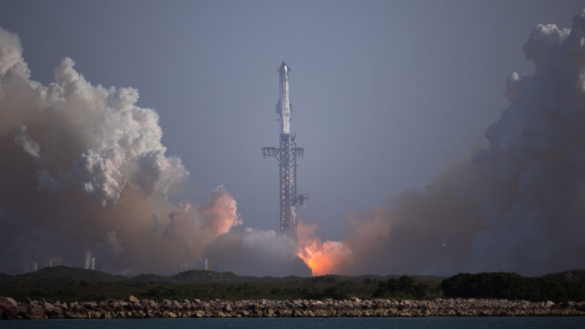 Űrbe emelkedett a SpaceX rakétája