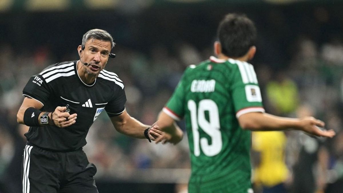 Provokál a FIFA? Katarból hazaküldték, most mégis megkapta a vb-döntőt