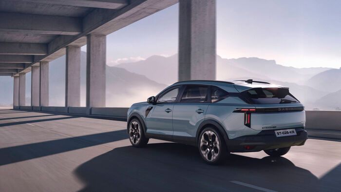 Dacia Striker