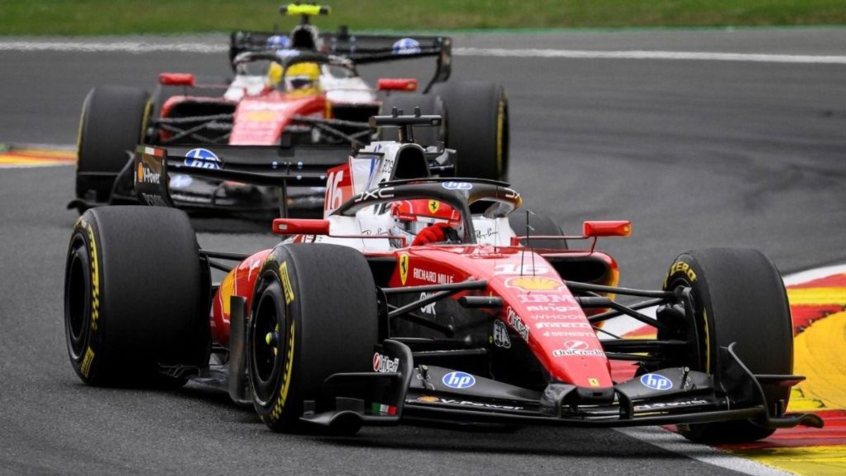 A Ferrari súlyos büntetést kapott, az FIA kettős mércéje Hamilton és Leclerc kapcsán