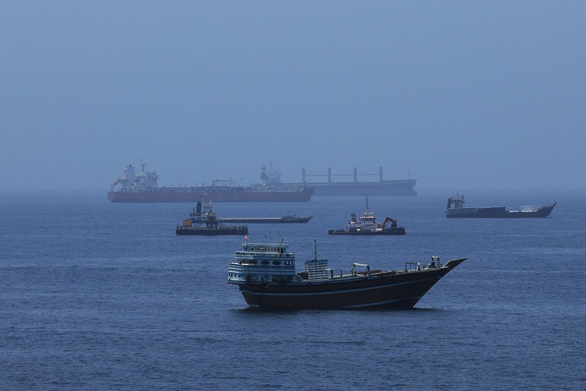 Irán háború
Hormuzi szoros

MUSCAT, OMAN - JUNE 21: A view of commercial cargo vessels and crude oil tankers are anchored in the Gulf of Oman, off the coast of Muscat, Oman, on June 21, 2026, as they prepare to transit through the critical Strait of Hormuz. Maritime traffic along this vital global trade corridor experienced severe disruptions following heightened geopolitical tensions between the United States and Iran that escalated earlier in February. Following a diplomatic memorandum of understanding reached in mid-June, the strategic waterway is expected to fully reopen to international shipping and energy transit. (Photo by Shady Alassar/Anadolu via Getty Images)