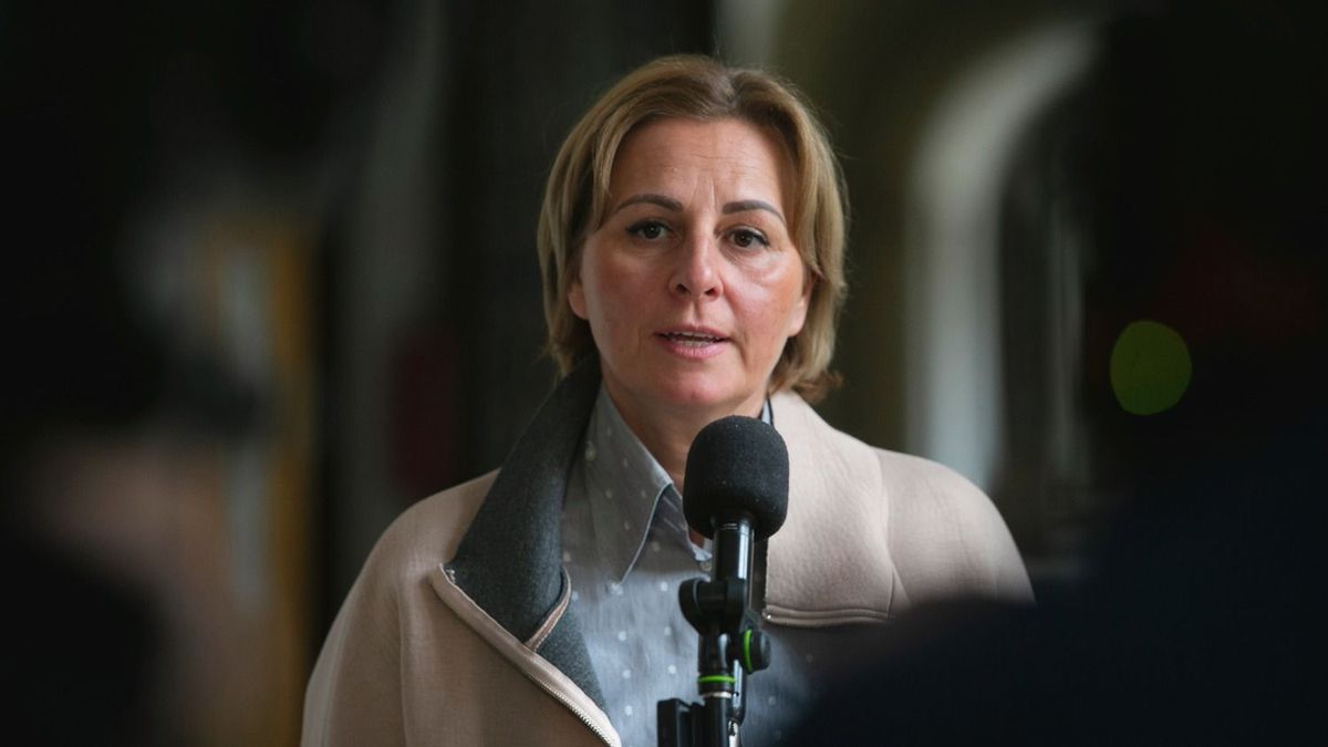Magyar Péter megint meg akart alázni egy női politikust, de a kecskeméti polgármester visszadobta a labdát a miniszterelnöknek