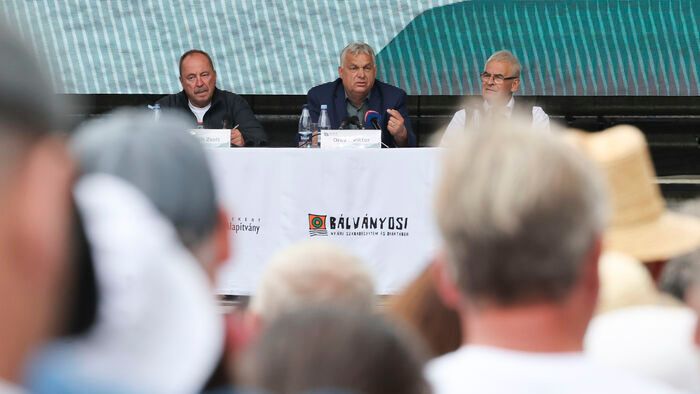 Tusványos
Tusnádfürdő
Bálványosi szabadegyetem
Orbán beszéd