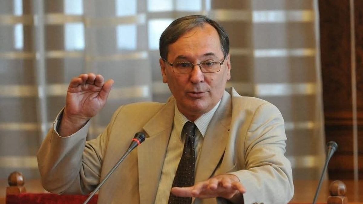 Pokol Béla talált egy kiskaput, ez lehet a Fidesz reménye