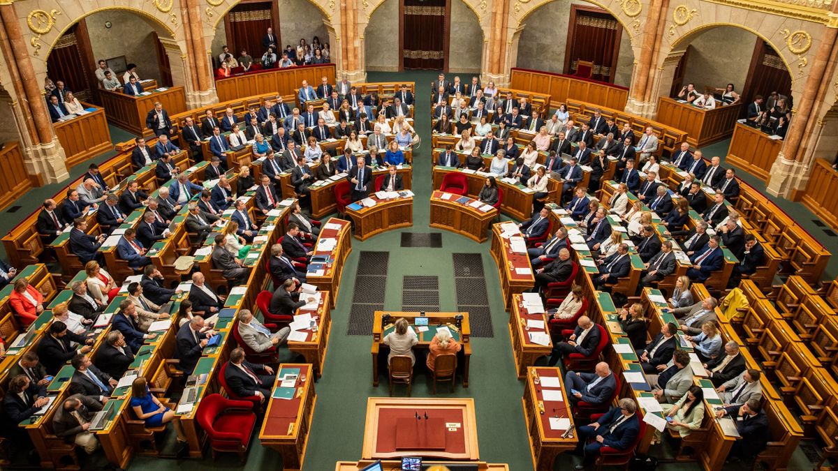 Már jövő héten szavazhat a parlament a lex Sulyokról