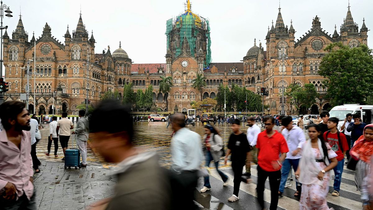 India éhezéssel politizál, ha sikert akar