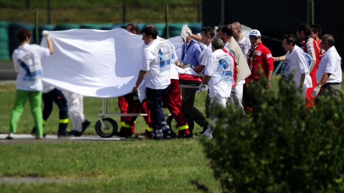 Felipe Massa: Millimeters from Death
