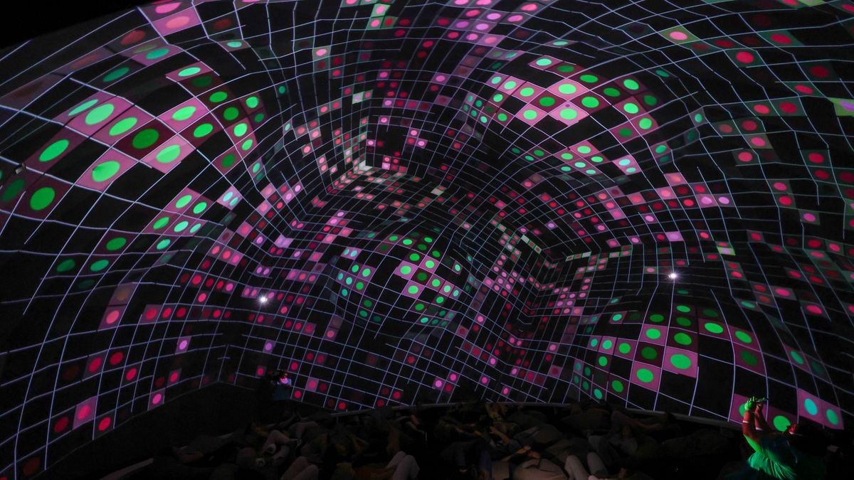 The Vasarely effect: Chaos merging into harmony at the House of Hungarian Music