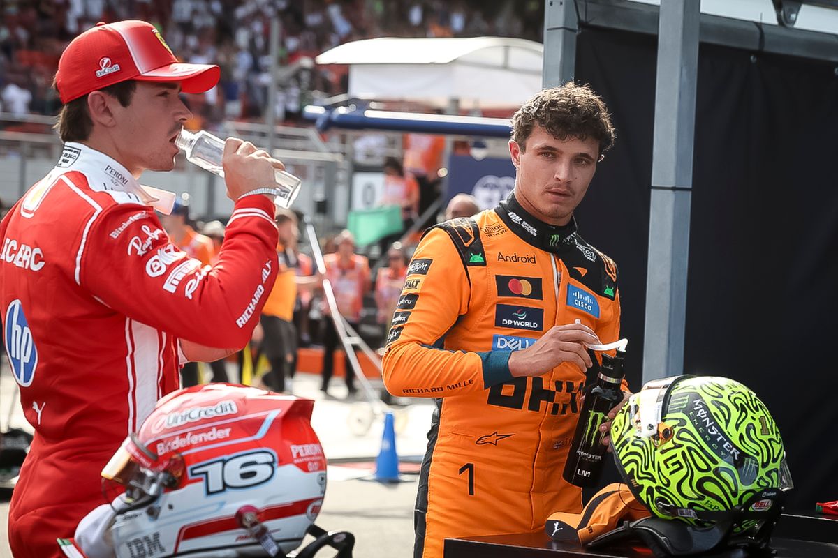 Lewis Hamilton büntetése után a másik Ferrari-pilóta, Charles Leclerc lépett az első sorba a Magyar Nagydíj időmérőjének győztese, Lando Norris mellé