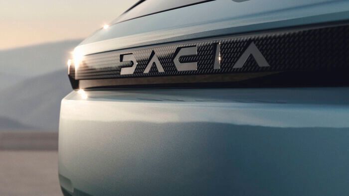 Dacia Striker