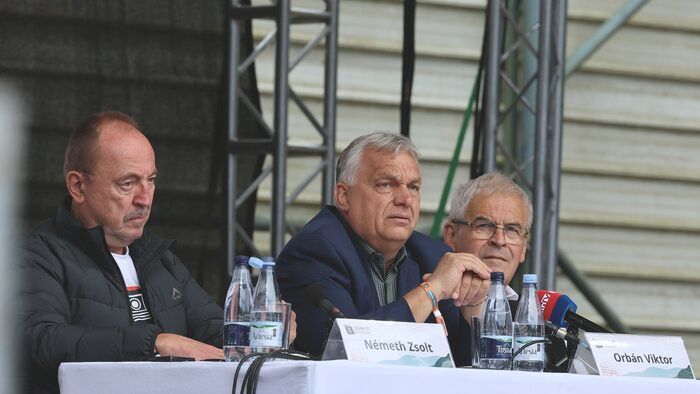 Tusványos
Tusnádfürdő
Bálványosi szabadegyetem
Orbán Viktor beszéd