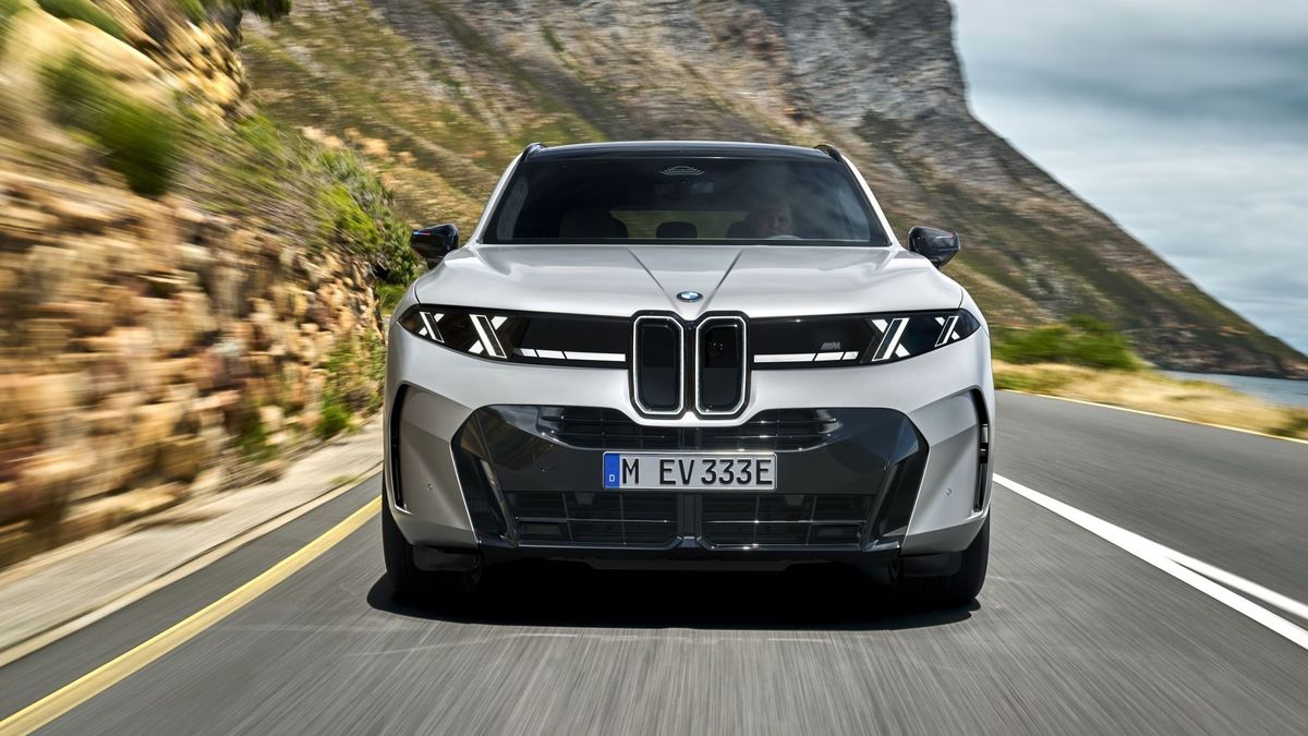 Gigantikus akkumulátort kapott az új BMW X5 elektromos változata