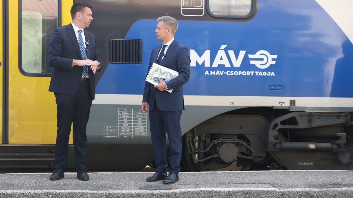 Kiosztotta a VEKE Magyar Pétert és Vitézy Dávidot, a szervezet szerint összesöpörték az meglévő terveket